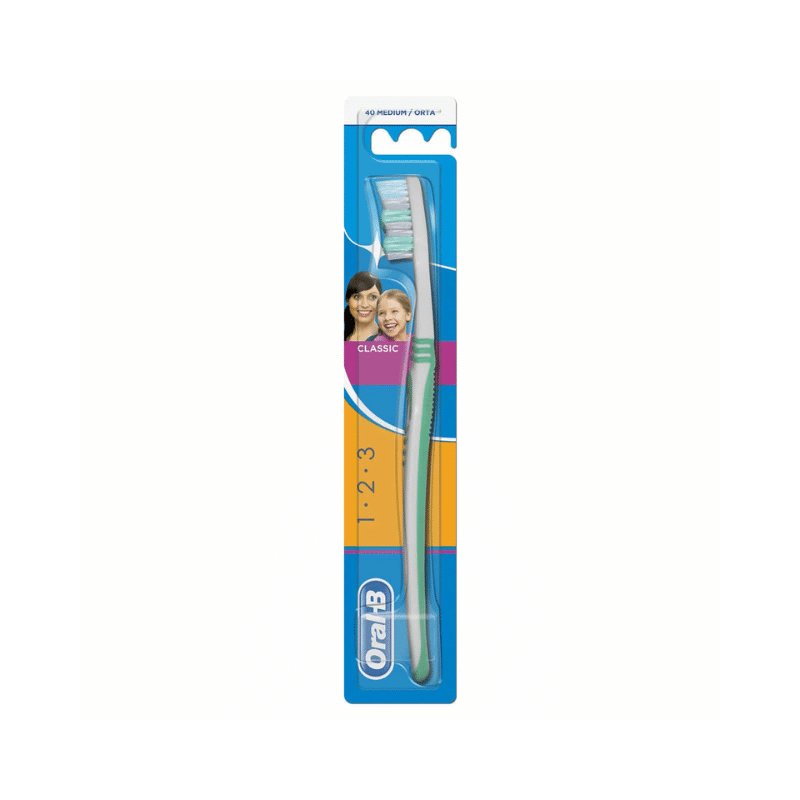 Oral - B Tooth Brush 3 Effect Classic 40M